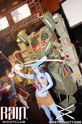103010_Rain_Perfecto_KillerCostumes_137