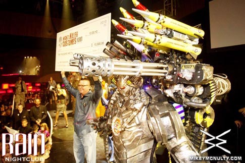 103010_Rain_Perfecto_KillerCostumes_161