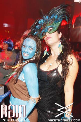 103010_Rain_Perfecto_KillerCostumes_211