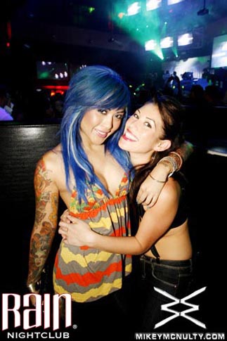 rain_glamorous_065