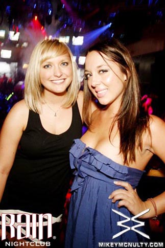 rain_glamorous_132