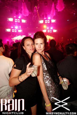 rain_glamorous_157