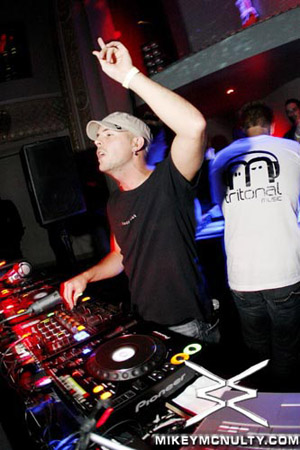 Tritonal_RandyBoyer_RubySkye_SanFrancisco_11609_045