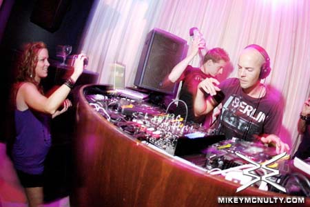 RandyBoyer_Tritonal_Room960_71809_053