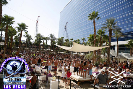 Rehab_LasVegas_HardRock_PoolParty_81609_001