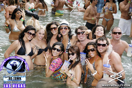 Rehab_LasVegas_PoolParty_HardRock_82309_050