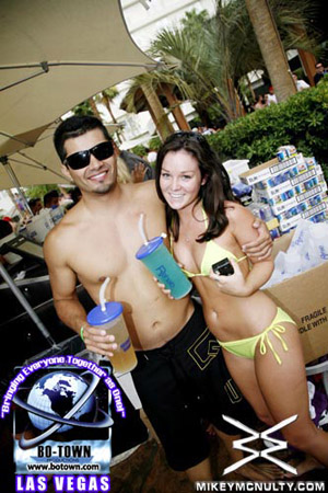 Rehab_LasVegas_PoolParty_HardRock_82309_088