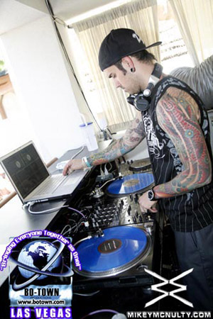 Rehab_LasVegas_PoolParty_HardRock_8909_073