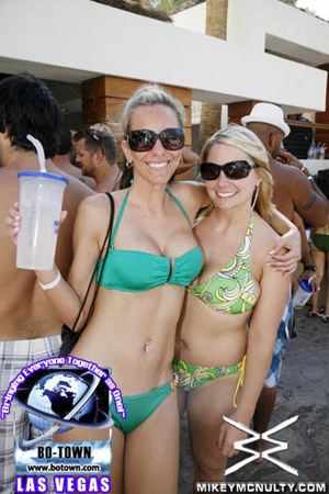 Rehab_PoolParty_HardRock_LasVegas_91309_030