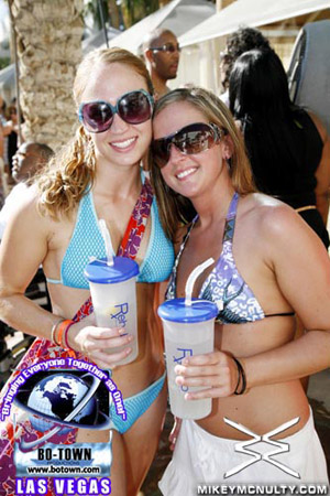 Rehab_PoolParty_LasVegas_HardRock_92009_017