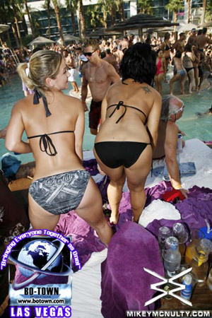 Rehab_PoolParty_LasVegas_HardRock_92709_010