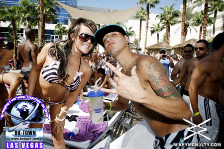 Rehab-LasVegas-PoolParty-T-Pain-9609_038