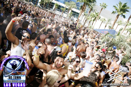 Rehab-LasVegas-PoolParty-T-Pain-9609_120