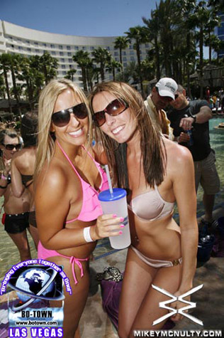 Rehab_PoolParty_5210_014