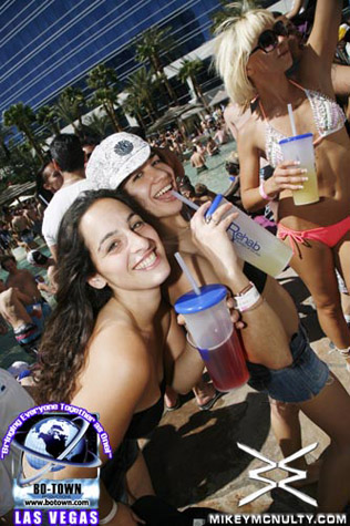 Rehab_PoolParty_5210_069