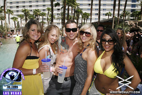 Rehab_PoolParty_5210_146