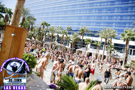 Relax-PoolParty-LasVegas-HardRock-9709_01