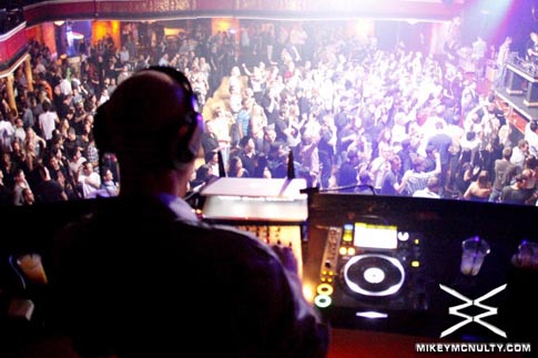 royalenightclub_boston_93010_009