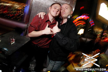 SatelliteBar_MoonNightclub_LasVegas_111009_072