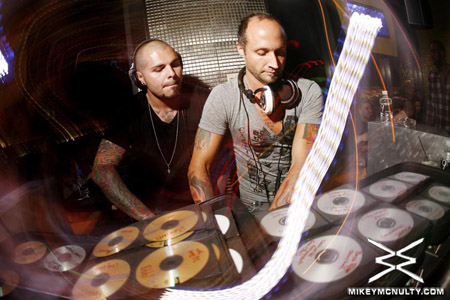 satellitebar_moon_42010_011