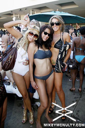 WetRepublic-PoolParty-LasVegas-Deamau5-9709_081